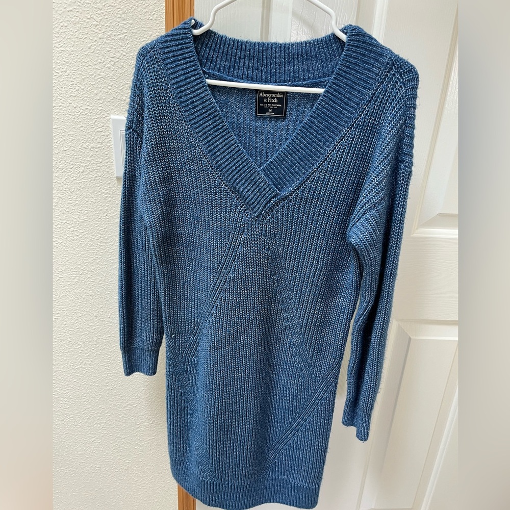 Abercrombie Knitted Sweater.